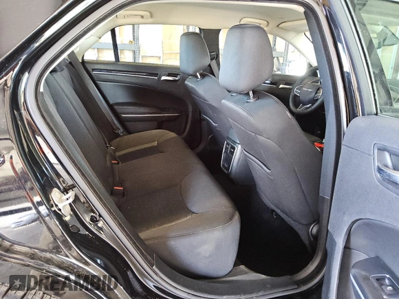 2023 Chrysler 300 Touring with VIN 2C3CCAAG8PH684120, listed as a Copart auction lot 86108804 with 11,479 mi miles and Clean Title. Bid and sale history available at DreamBid. Image 10.