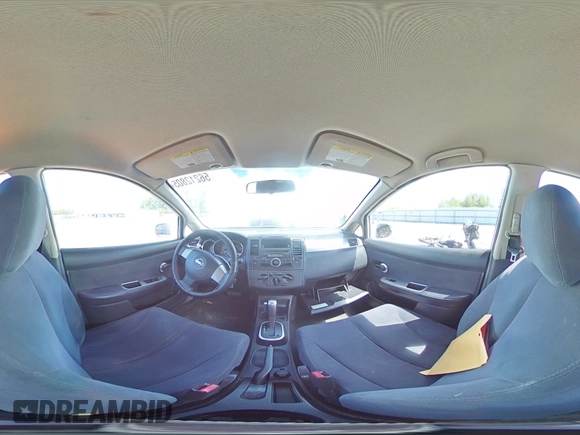 2007 Nissan Versa SL z VIN 3N1BC13E07L387968, wystawiony jako Copart lot #56212805 z przebiegiem 223 651 mil mil oraz Szkoda całkowita • Salvage title. Historia ofert i sprzedaży dostępna na DreamBid. Obrazek 15.