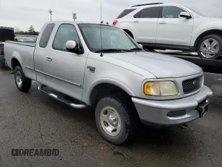 1998 Ford F-150 XL with VIN 1FTDX18W5WKA08829, listed as a Copart auction lot 85135314 with 160,824 mi miles and Clean Title. Bid and sale history available at carsss.com. Image 4.