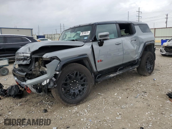 2024 GMC Hummer EV 2X z VIN 1GKB0NDE3RU110966, wystawiony jako Copart lot #79210474 z przebiegiem 3569 mil mil oraz Szkody całkowita. Historia ofert i sprzedaży dostępna na DreamBid. Obrazek 1.