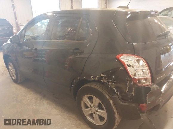 2020 Chevrolet Trax LS with VIN 3GNCJNSB8LL121704, listed as a IAAI auction lot 42418873 with 53,396 mi miles and . Bid and sale history available at DreamBid. Image 3.