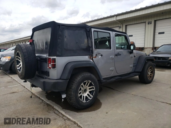 2013 Jeep Wrangler Unlimited Sport z VIN 1C4BJWDG2DL685896, wystawiony jako Copart lot #53951415 z przebiegiem 142 516 mil mil oraz Tytuł czysty. Historia ofert i sprzedaży dostępna na DreamBid. Obrazek 3.
