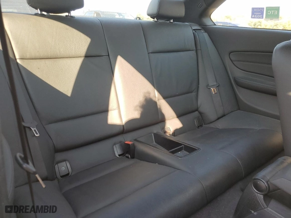 2011 BMW 1 Series 135i with VIN WBAUC9C56BVM10308, listed as a Copart auction lot 75651094 with 130,433 mi miles and Clean Title. Bid and sale history available at carsss.com. Image 10.