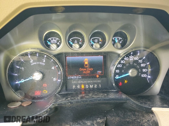 2013 Ford F-350 XL с VIN 1FT8W3DT1DEA07863, выставлен на аукционе Copart как лот 46672125 с пробегом 241 673 миль миль и Списание • Salvage title. История ставок и продаж доступна на DreamBid. Изображение 9.