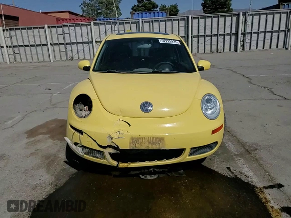 2008 Volkswagen Beetle S with VIN 3VWRW31C68M527286, listed as a Copart auction lot 52229925 with 112,582 mi miles and Clean Title. Bid and sale history available at DreamBid. Image 11.