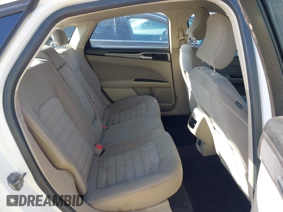 2019 Ford Fusion SE with VIN 3FA6P0HD6KR265995, listed as a IAAI auction lot 42097079 with 112,713 mi miles. Bid and sale history available at carsss.com. Image 8.