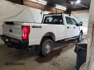 2019 Ford F-250 XL with VIN 1FT7W2B67KEC69080, listed as a Copart auction lot 62779165 with 154,144 mi miles and Clean title. Bid and sale history available at DreamBid. Image 3.