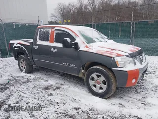2007 Nissan Titan LE with VIN 1N6BA07B47N226260, listed as a IAAI auction lot 40917076 with 265,363 mi miles. Bid and sale history available at carsss.com. Image 1.