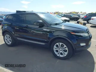 2012 Land Rover Range Rover Evoque Pure Premium z VIN SALVR2BG2CH663568, wystawiony jako IAAI lot #42121863 z przebiegiem Nie podano mil oraz . Historia ofert i sprzedaży dostępna na DreamBid. Obrazek 1.