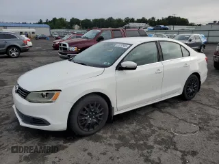 2013 Volkswagen Jetta SE с VIN 3VWDX7AJ6DM303863, выставлен на аукционе Copart как лот 63232985 с пробегом 117 028 миль миль и Списание • Salvage title. История ставок и продаж доступна на DreamBid. Изображение 1.