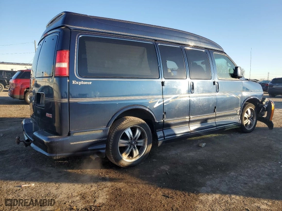 2005 GMC Savana Cargo Van YF7 Upfitter with VIN 1GDFH15T751187326, listed as a Copart auction lot 81948094 with 198,473 mi miles and Salvage Title. Bid and sale history available at carsss.com. Image 3.