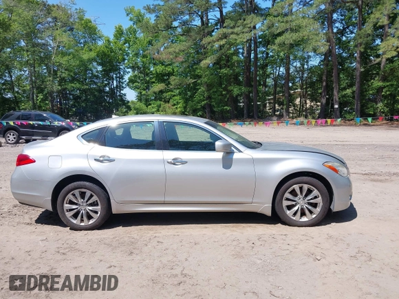 2012 Infiniti M with VIN JN1BY1AR4CM396809, listed as a IAAI auction lot 42394230 with 227,846 mi miles and . Bid and sale history available at DreamBid. Image 13.