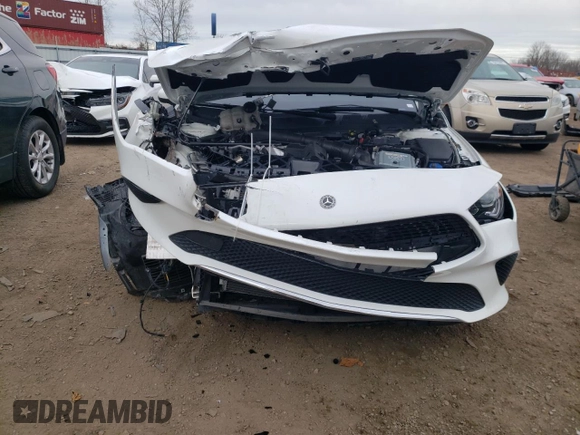 2020 Mercedes-Benz CLA with VIN WDD5J4GB2LN060733, listed as a Copart auction lot 70671402 with 6,689 mi miles. Bid and sale history available at carsss.com. Image 5.