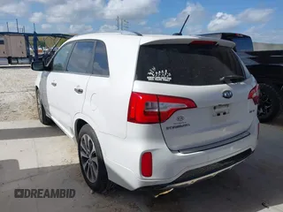 2015 Kia Sorento SX with VIN 5XYKWDA78FG615957, listed as a IAAI auction lot 41931368 with 116,662 mi miles. Bid and sale history available at carsss.com. Image 3.