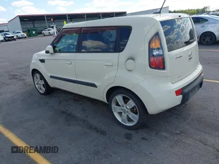 2010 Kia Soul + with VIN KNDJT2A24A7137264, listed as a IAAI auction lot 42163602 with 161,596 mi miles and . Bid and sale history available at DreamBid. Image 3.