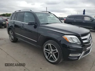 2015 Mercedes-Benz GLK 350 with VIN WDCGG5HB4FG361495, listed as a Copart auction lot 70581714 with 122,728 mi miles and Salvage Title. Bid and sale history available at DreamBid. Image 4.