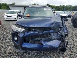 2017 Toyota 4Runner SR5 with VIN JTEZU5JR5H5161766, listed as a Copart auction lot 61364105 with 90,959 mi miles and Salvage title. Bid and sale history available at DreamBid. Image 5.