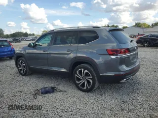 2022 Volkswagen Atlas SEL with VIN 1V2BP2CA8NC502506, listed as a Copart auction lot 70981634 with 34,960 mi miles and Salvage title. Bid and sale history available at DreamBid. Image 2.