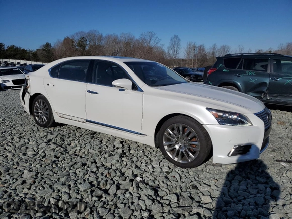 2015 Lexus LS 460 L with VIN JTHGL5EF8F5054334, listed as a Copart auction lot 87248924 with 167,791 mi miles and Salvage title. Bid and sale history available at DreamBid. Image 4.