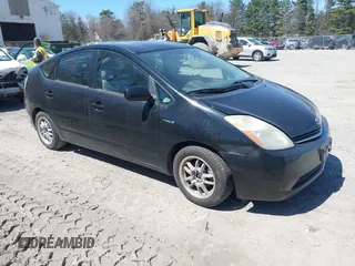 2006 Toyota Prius with VIN JTDKB20U067534309, listed as a IAAI auction lot 42062045 with 149,697 mi miles. Bid and sale history available at carsss.com. Image 1.
