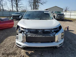 2022 Mitsubishi Outlander Sport ES with VIN JA4APUAU3NU013893, listed as a Copart auction lot 53952625 with 33,591 mi miles and Salvage Title. Bid and sale history available at carsss.com. Image 5.