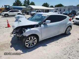 2014 Hyundai Veloster with VIN KMHTC6ADXEU213526, listed as a Copart auction lot 59221005 with 111,867 mi miles and Salvage title. Bid and sale history available at DreamBid. Image 1.