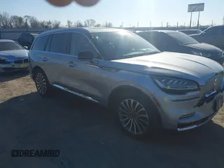 2022 Lincoln Aviator Reserve z VIN 5LM5J7WC4NGL16716, wystawiony jako IAAI lot #41683920 z przebiegiem 29 059 mil mil oraz . Historia ofert i sprzedaży dostępna na DreamBid. Obrazek 1.