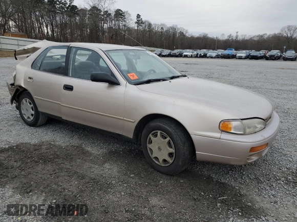 1996 Toyota Camry DX with VIN 4T1BG12K2TU662504, listed as a Copart auction lot 46255245 with 268,817 mi miles and Salvage Title. Bid and sale history available at carsss.com. Image 4.