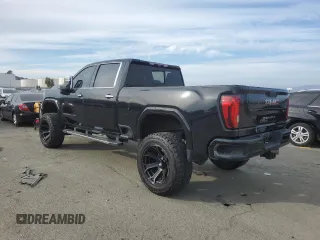 2020 GMC Sierra 3500HD Denali z VIN 1GT49WEY8LF341558, wystawiony jako Copart lot #42609425 z przebiegiem 70 658 mil mil oraz Szkoda całkowita • Salvage title. Historia ofert i sprzedaży dostępna na DreamBid. Obrazek 2.