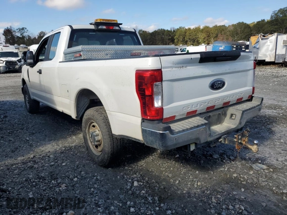2019 Ford F-250 XL z VIN 1FT7X2A68KEG66277, wystawiony jako Copart lot #80158754 z przebiegiem Nie podano mil oraz Szkoda całkowita • Salvage title. Historia ofert i sprzedaży dostępna na DreamBid. Obrazek 2.