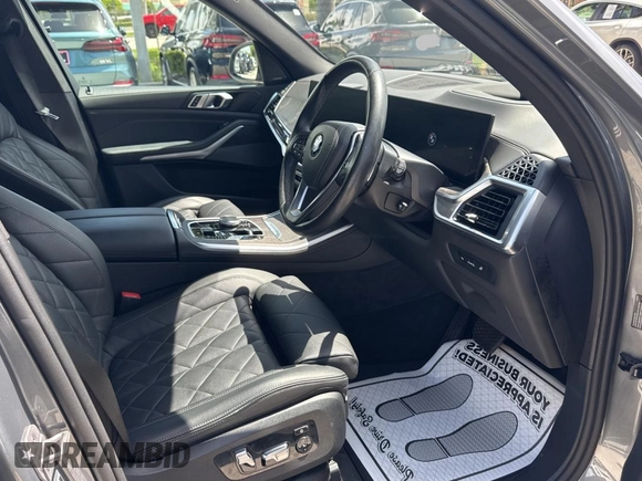 2024 BMW X5 sDrive40i с VIN 5UX13EU00R9T26004, выставлен на аукционе Copart как лот 66478545 с пробегом 54 182 миль миль и Чистый • Clean title. История ставок и продаж доступна на DreamBid. Изображение 5.