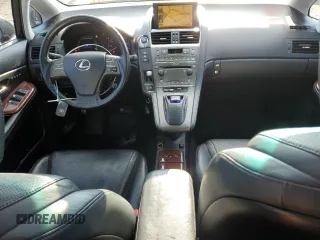 2010 Lexus HS 250h with VIN JTHBB1BA1A2013360, listed as a Copart auction lot 82199124 with 212,331 mi miles and Clean Title. Bid and sale history available at DreamBid. Image 8.