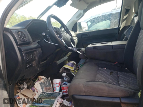 2018 Toyota Tundra 2WD SR with VIN 5TFRM5F10JX129647, listed as a Copart auction lot 39130354 with 149,712 mi miles. Bid and sale history available at carsss.com. Image 7.