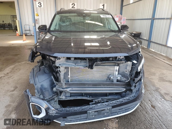 2024 Volkswagen Atlas SE with VIN 1V2HR2CA6RC580681, listed as a Copart auction lot 62478095 with 22,485 mi miles and Clean title. Bid and sale history available at DreamBid. Image 5.
