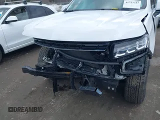 2022 Chevrolet Tahoe LT with VIN 1GNSKNKD1NR304805, listed as a IAAI auction lot 41727737 with 43,805 mi miles and . Bid and sale history available at DreamBid. Image 6.