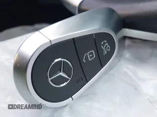 2023 Mercedes-Benz EQE 350 z VIN W1KEG1CB4PF027476, wystawiony jako IAAI lot #40777410 z przebiegiem 7 276 mil mil oraz . Historia ofert i sprzedaży dostępna na DreamBid. Obrazek 11.
