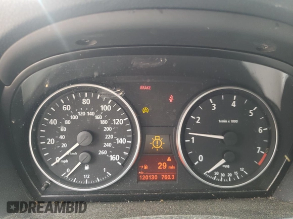 2007 BMW 3 Series 328i with VIN WBAVA33527PG39395, listed as a Copart auction lot 61638825 with 120,130 mi miles and Salvage title. Bid and sale history available at DreamBid. Image 9.