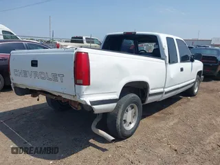 1998 Chevrolet Silverado 1500 with VIN 1GCEC19M0WE194095, listed as a IAAI auction lot 42162707 with 216,468 mi miles and . Bid and sale history available at DreamBid. Image 4.
