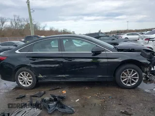 2018 Hyundai Sonata SE with VIN 5NPE24AF8JH659684, listed as a IAAI auction lot 41458940 with 134,989 mi miles and . Bid and sale history available at carsss.com. Image 13.