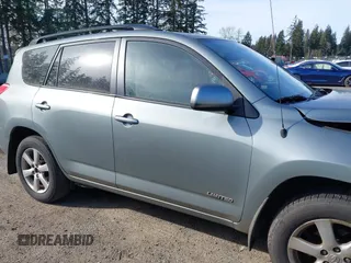 2008 Toyota RAV4 Ltd with VIN JTMBK31V485052521, listed as a IAAI auction lot 41874753 with 185,302 mi miles. Bid and sale history available at carsss.com. Image 13.