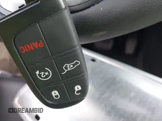 2025 Jeep Compass Latitude с VIN 3C4NJDBN7ST548876, выставлен на аукционе IAAI как лот 42546034 с пробегом 7 724 миль миль и . История ставок и продаж доступна на DreamBid. Изображение 11.