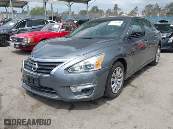 2014 Nissan Altima 2.5 S with VIN 1N4AL3AP6EN358051, listed as a IAAI auction lot 42131208 with 35,376 mi miles. Bid and sale history available at carsss.com. Image 2.