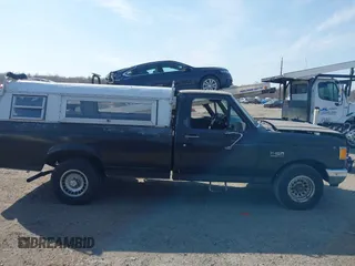 1987 Ford F-150 with VIN 2FTDF15Y2HCB10816, listed as a IAAI auction lot 41770760 with 86,290 mi miles. Bid and sale history available at carsss.com. Image 13.
