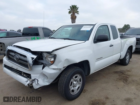 2010 Toyota Tacoma z VIN 5TETX4CN2AZ715385, wystawiony jako IAAI lot #42184905 z przebiegiem 209 078 mil mil oraz . Historia ofert i sprzedaży dostępna na DreamBid. Obrazek 18.