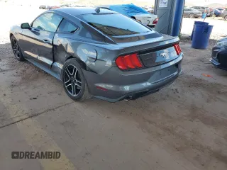 2023 Ford Mustang EcoBoost z VIN 1FA6P8TH3P5110730, wystawiony jako Copart lot #53877775 z przebiegiem 31 477 mil mil oraz Szkoda całkowita • Salvage title. Historia ofert i sprzedaży dostępna na DreamBid. Obrazek 2.