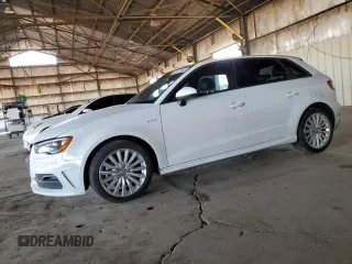 2016 Audi A3 e-tron Premium z VIN WAUUPBFF2GA100087, wystawiony jako Copart lot #43477445 z przebiegiem 95 019 mil mil oraz Czysty tytuł • Clean title. Historia ofert i sprzedaży dostępna na DreamBid. Obrazek 1.