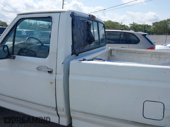 1994 Ford F-150 with VIN 1FTEF15N9RNA35862, listed as a IAAI auction lot 42177067 with Not provided miles and . Bid and sale history available at DreamBid. Image 15.