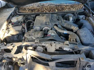 2003 Lincoln Town Car Executive z VIN 1L1FM81W23Y609867, wystawiony jako Copart lot #89137665 z przebiegiem 175 211 mil mil oraz Szkoda całkowita • Salvage title. Historia ofert i sprzedaży dostępna na DreamBid. Obrazek 11.