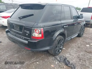 2011 Land Rover Range Rover Sport HSE z VIN SALSF2D42BA716095, wystawiony jako IAAI lot #42331351 z przebiegiem 115 126 mil mil oraz . Historia ofert i sprzedaży dostępna na DreamBid. Obrazek 4.