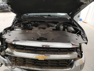 2018 Chevrolet Silverado 1500 LT with VIN 1GCVKREC2JZ237366, listed as a Copart auction lot 53151945 with 333,333 mi miles and Clean Title. Bid and sale history available at DreamBid. Image 11.